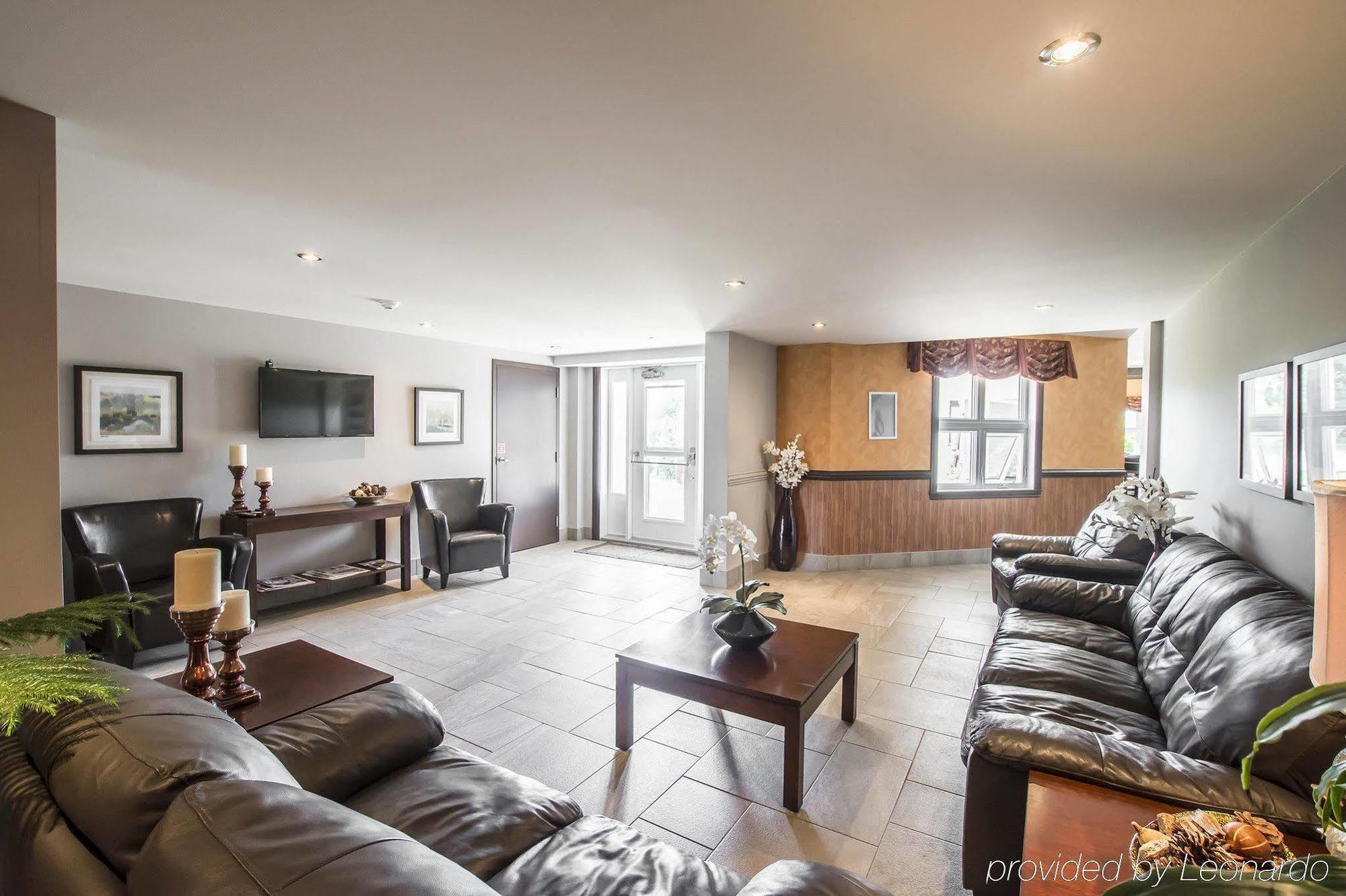 Econo Lodge Inn & Suites Montmagny Exterior foto